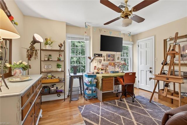 104 Artillery RD, Yorktown, VA 23692