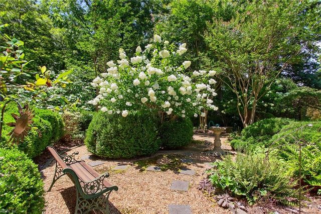 104 Artillery RD, Yorktown, VA 23692