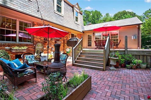104 Artillery RD, Yorktown, VA 23692