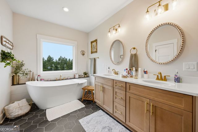 1256 Notnomis Road, Franklin, GA 30217