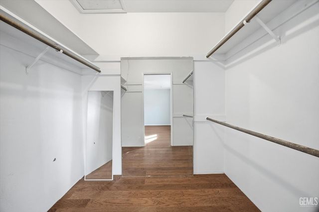 7701 Shetland Drive, Bakersfield, CA 93309