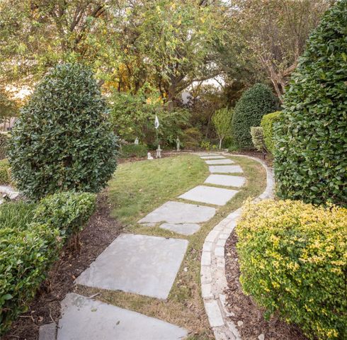 303 Lago Grande Trail, Wylie, TX 75098