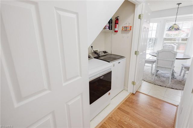 1270 Birch Hill Drive, Kernersville, NC 27284