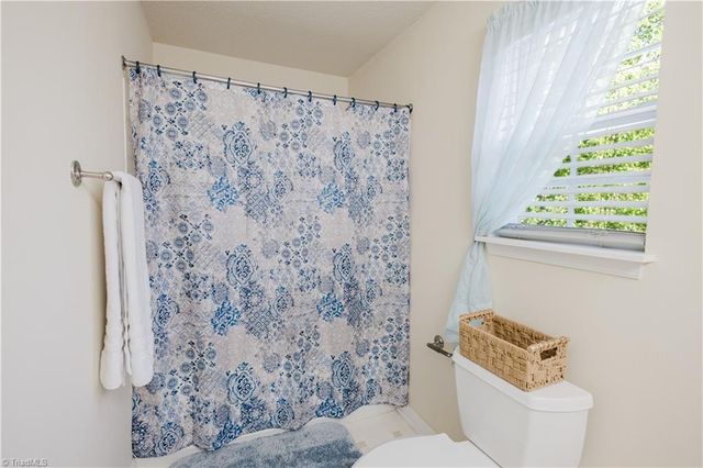 1270 Birch Hill Drive, Kernersville, NC 27284