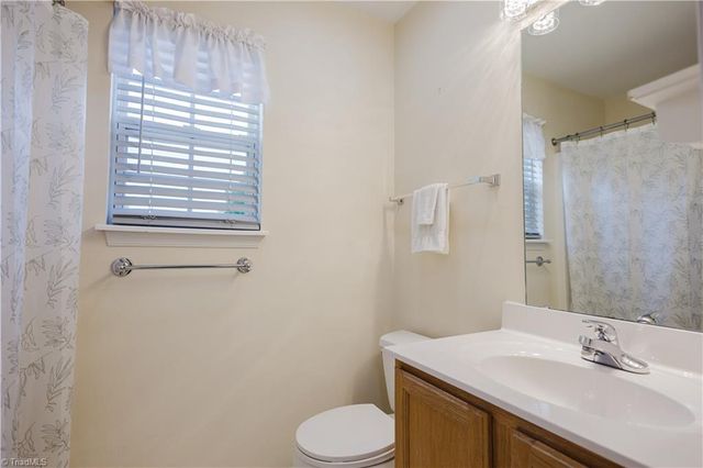 1270 Birch Hill Drive, Kernersville, NC 27284