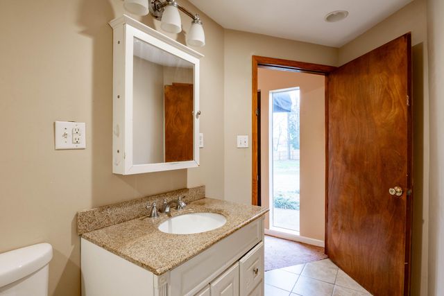 12615 Civic Club Road, Soddy Daisy, TN 37379