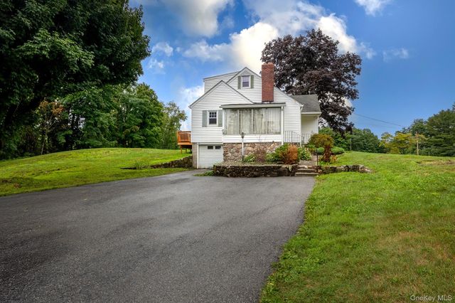 114 Cramer Road, Poughkeepsie, NY 12603