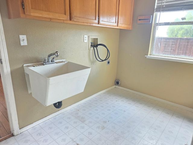 4172 Amargosa Dr, Antioch, CA 94531