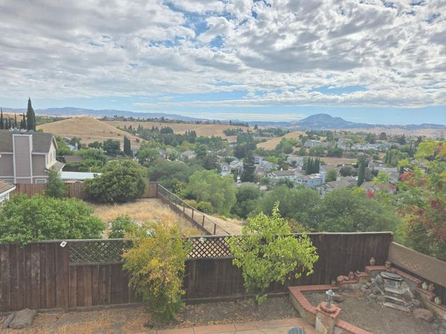 4172 Amargosa Dr, Antioch, CA 94531