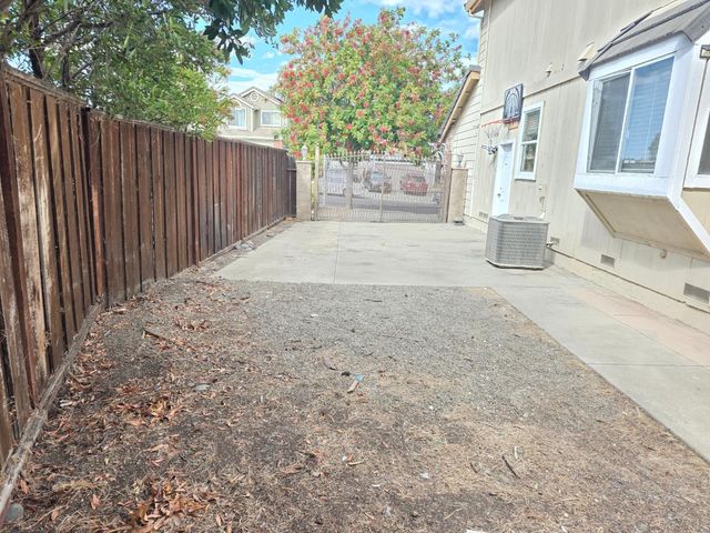 4172 Amargosa Dr, Antioch, CA 94531