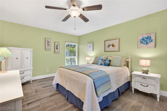 4257 Island CIR 3, Fort Myers, FL 33919