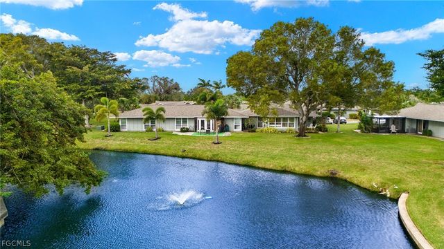 4257 Island CIR 3, Fort Myers, FL 33919