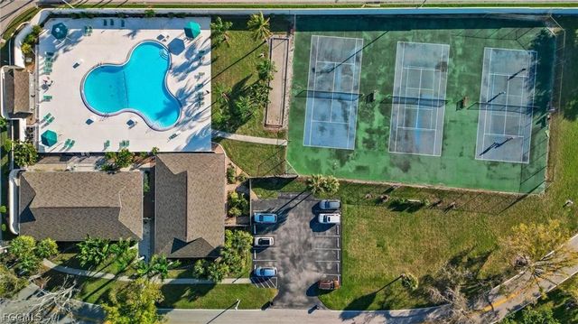 4257 Island CIR 3, Fort Myers, FL 33919