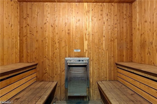 4257 Island CIR 3, Fort Myers, FL 33919