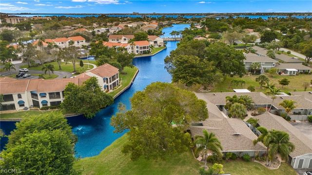 4257 Island CIR 3, Fort Myers, FL 33919