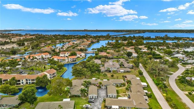 4257 Island CIR 3, Fort Myers, FL 33919