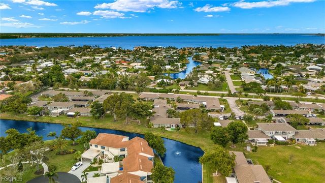 4257 Island CIR 3, Fort Myers, FL 33919