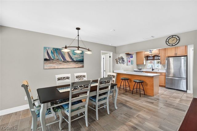 4257 Island CIR 3, Fort Myers, FL 33919