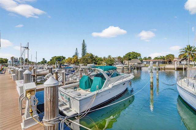 2731 NE 14th St Cswy 919, Pompano Beach, FL 33062