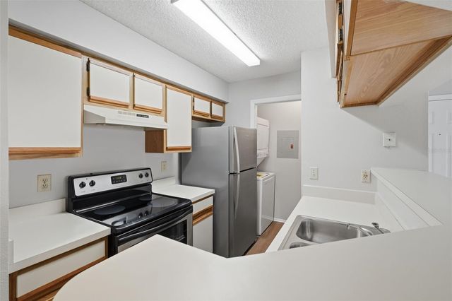 249 AFTON SQUARE 208, Altamonte Springs, FL 32714