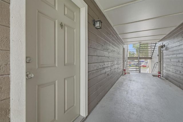 249 AFTON SQUARE 208, Altamonte Springs, FL 32714