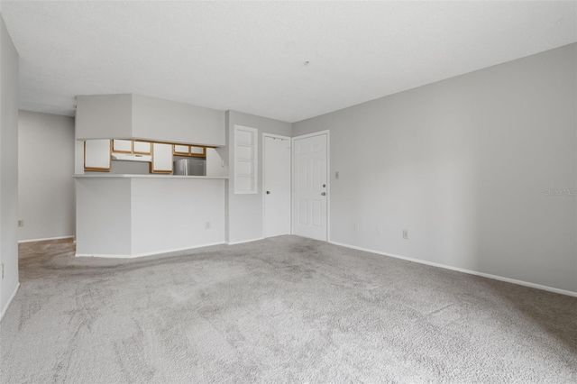 249 AFTON SQUARE 208, Altamonte Springs, FL 32714