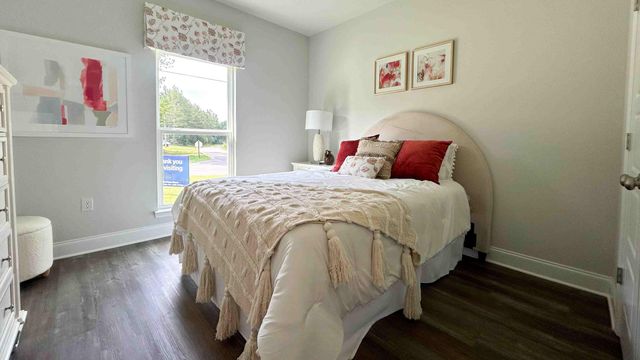 123 Castlewoods Way, Petal, MS 39465