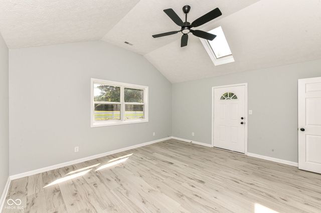 3933 Bergamot Court, Indianapolis, IN 46235