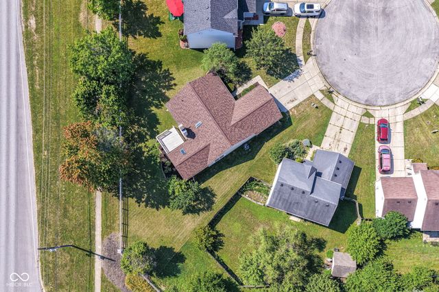 3933 Bergamot Court, Indianapolis, IN 46235
