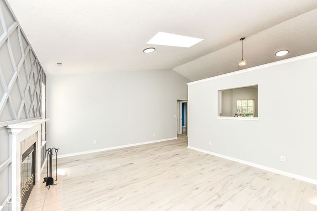 3933 Bergamot Court, Indianapolis, IN 46235