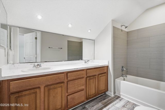 2152 SESSIONS Lane, Jacksonville, FL 32207