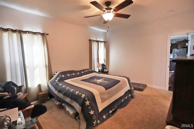 1332 Breezy Creek Drive, Evansville, IN 47720