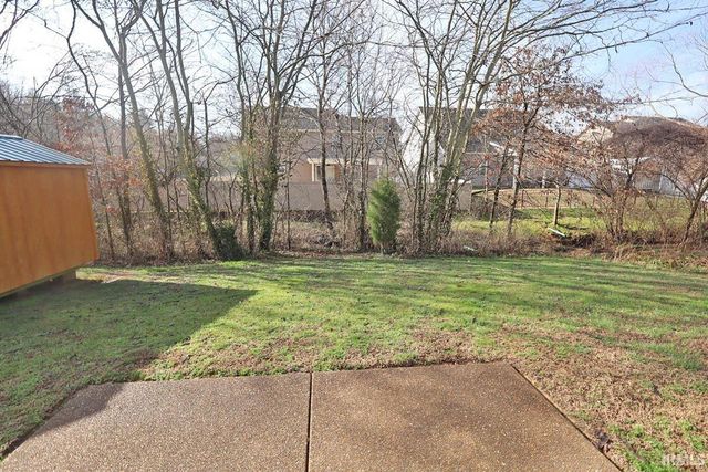 1332 Breezy Creek Drive, Evansville, IN 47720