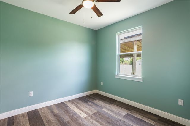 392 Calle Cedro Drive, Sherman, TX 75090