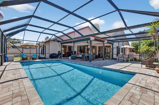 19260 Cherry Hills Terrace, Boca Raton, FL 33498