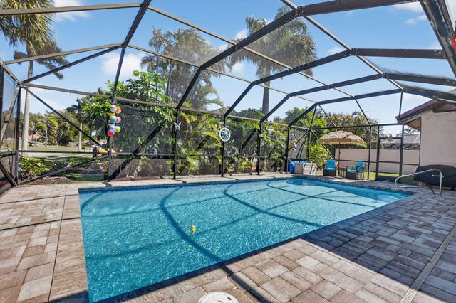 19260 Cherry Hills Terrace, Boca Raton, FL 33498