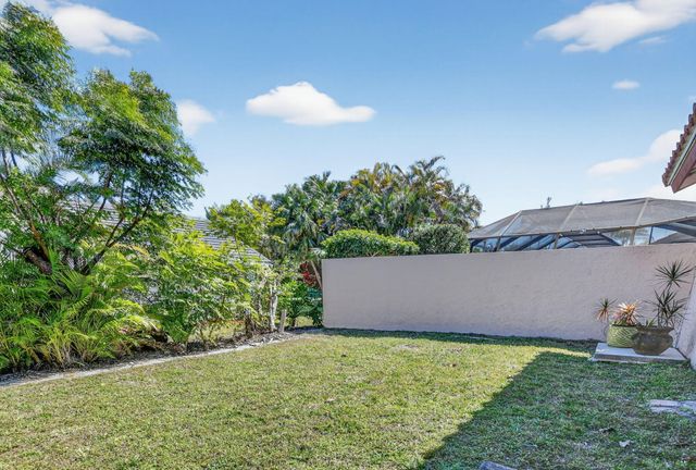 19260 Cherry Hills Terrace, Boca Raton, FL 33498