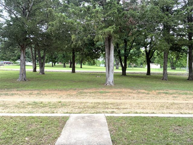 14241 Stepp, Kingston, OK 73439