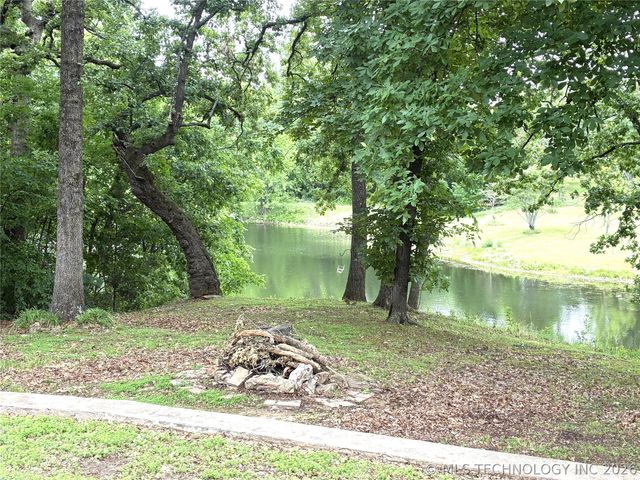 14241 Stepp, Kingston, OK 73439