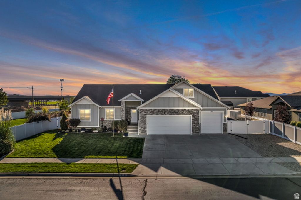 674 S 3300 W, Syracuse, UT 84075 — photo 2