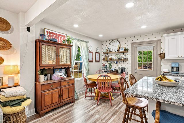 149 Gordon Drive, Azle, TX 76020