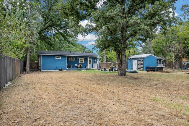 149 Gordon Drive, Azle, TX 76020