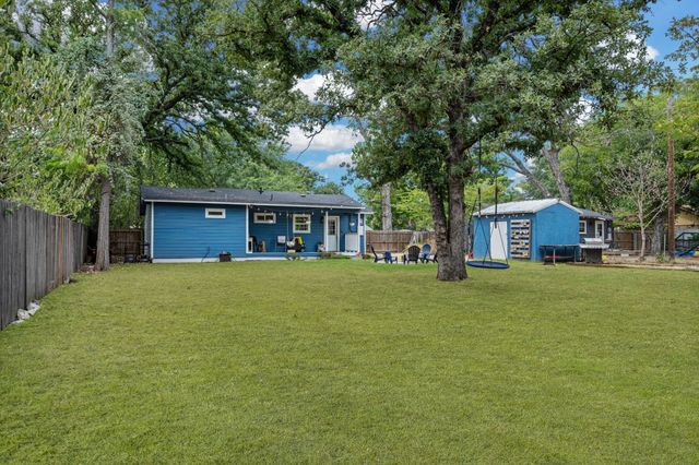 149 Gordon Drive, Azle, TX 76020