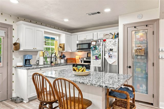 149 Gordon Drive, Azle, TX 76020