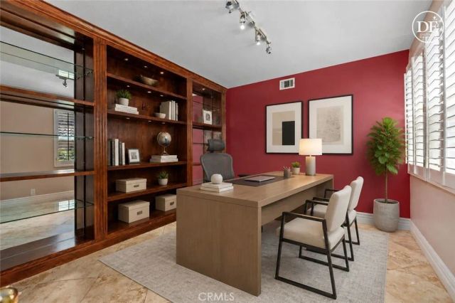 27 Glen Echo, Rancho Santa Margarita, CA 92679