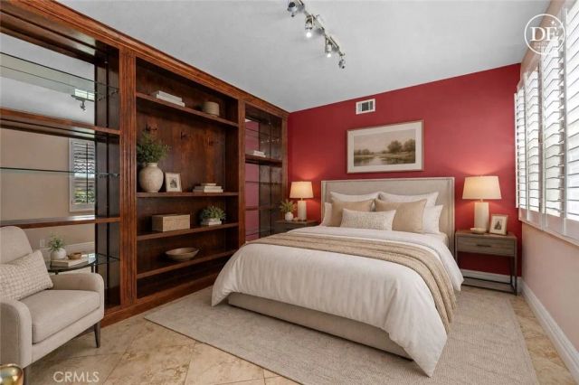 27 Glen Echo, Rancho Santa Margarita, CA 92679