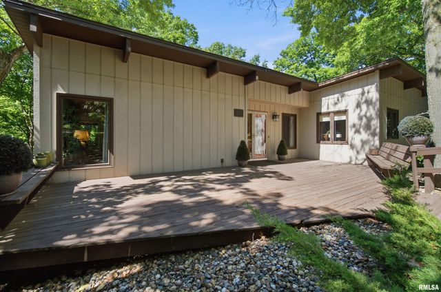 193 SUNSET Way, East Peoria, IL 61611