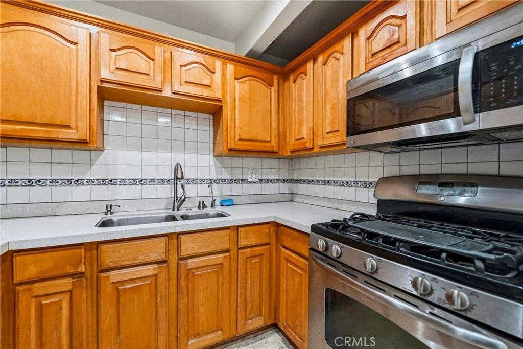 Image 33 of property listing at 6489 Alta Gracia, Tujunga, CA 91042