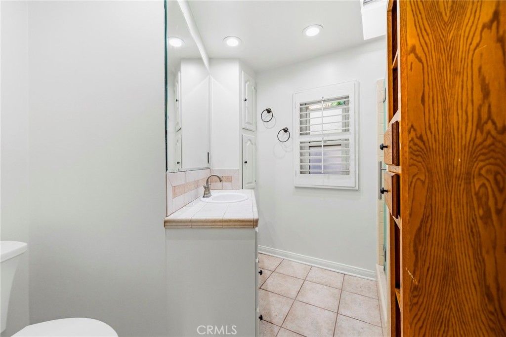 Image 40 of property listing at 6489 Alta Gracia, Tujunga, CA 91042