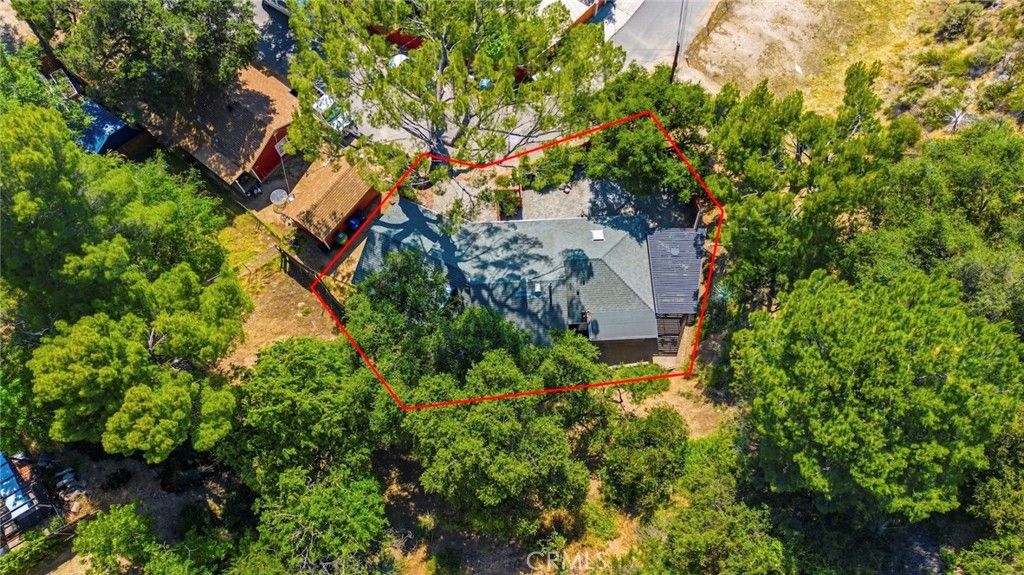 Image 7 of property listing at 6489 Alta Gracia, Tujunga, CA 91042